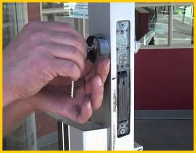 Expert Locksmith Store Foxboro, MA 508-409-6634 - 23-4